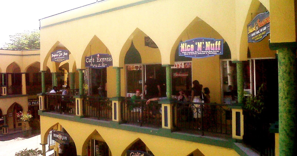 Irie Latino Take A Quick Break At Cafe Express In Ocho Rios