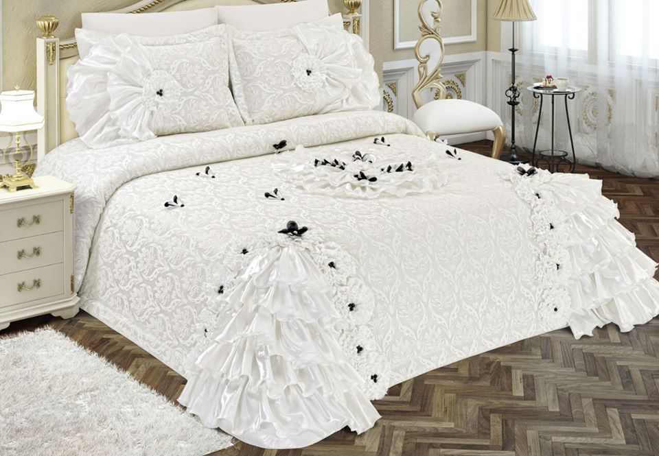 Toptan Yatak Örtüleri