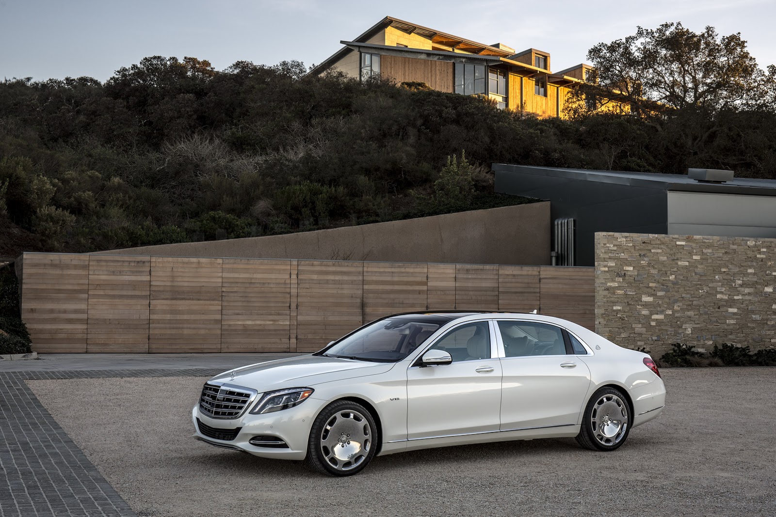 Get to Know the 2016 Mercedes-Maybach S600 in 57 New ...