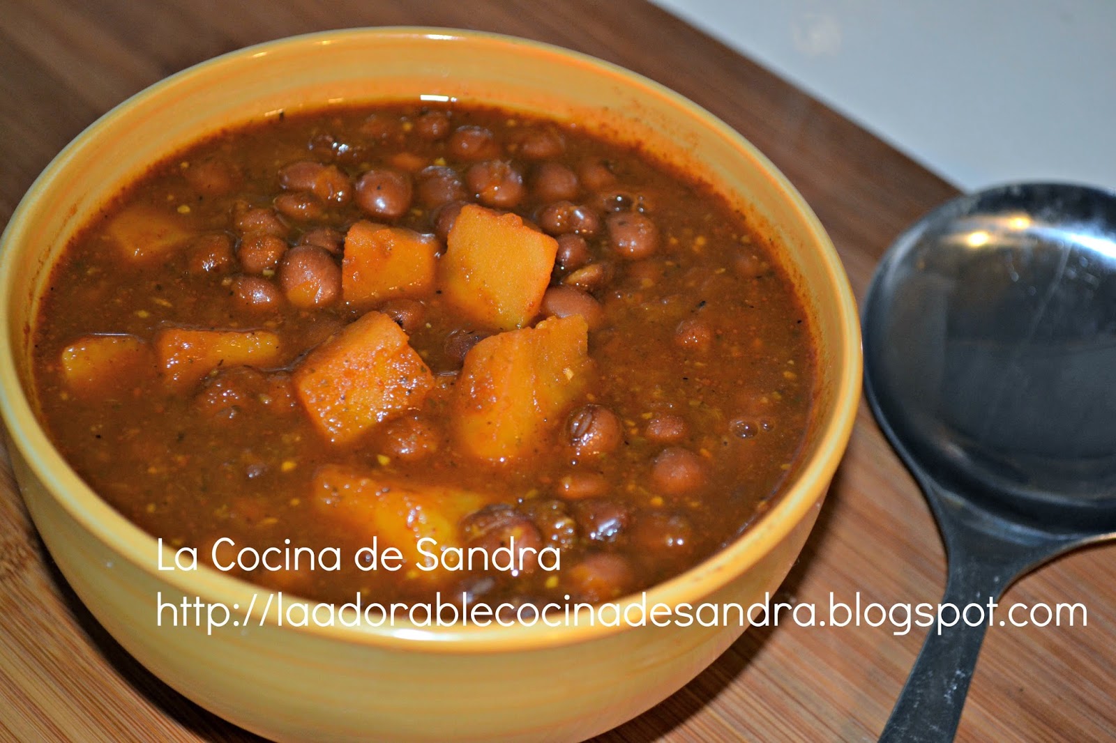 La Cocina de Sandra GANDULES SECOS GUISADOS