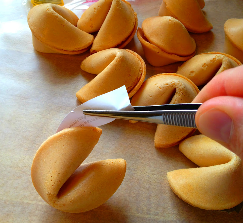 Cooking The Amazing DECORATED FORTUNE COOKIES