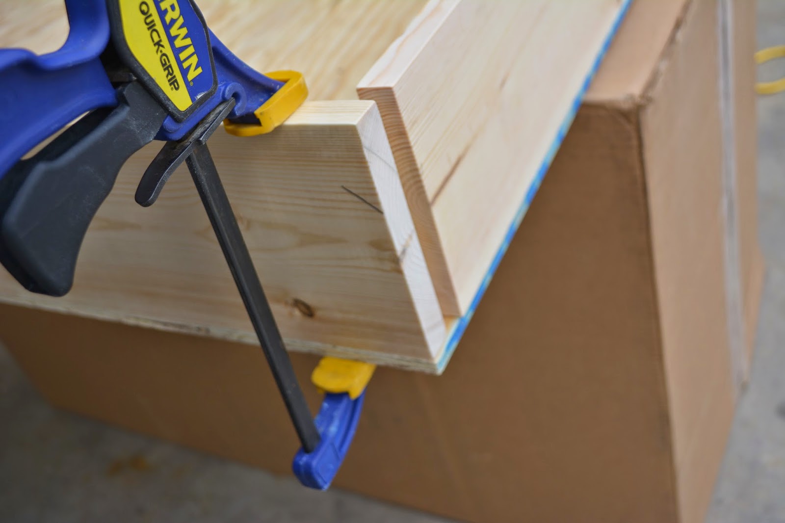 Design du Monde How to build a crate for shipping artwork