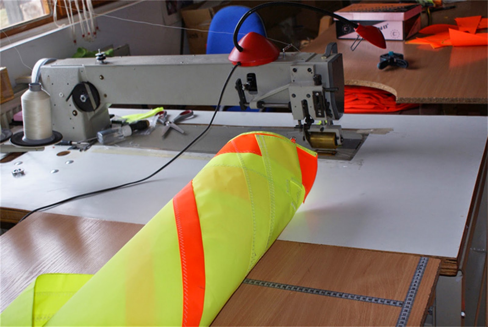 Hightex Sewing Solutions HIGHTEX 951830 long arm zigzag sewing