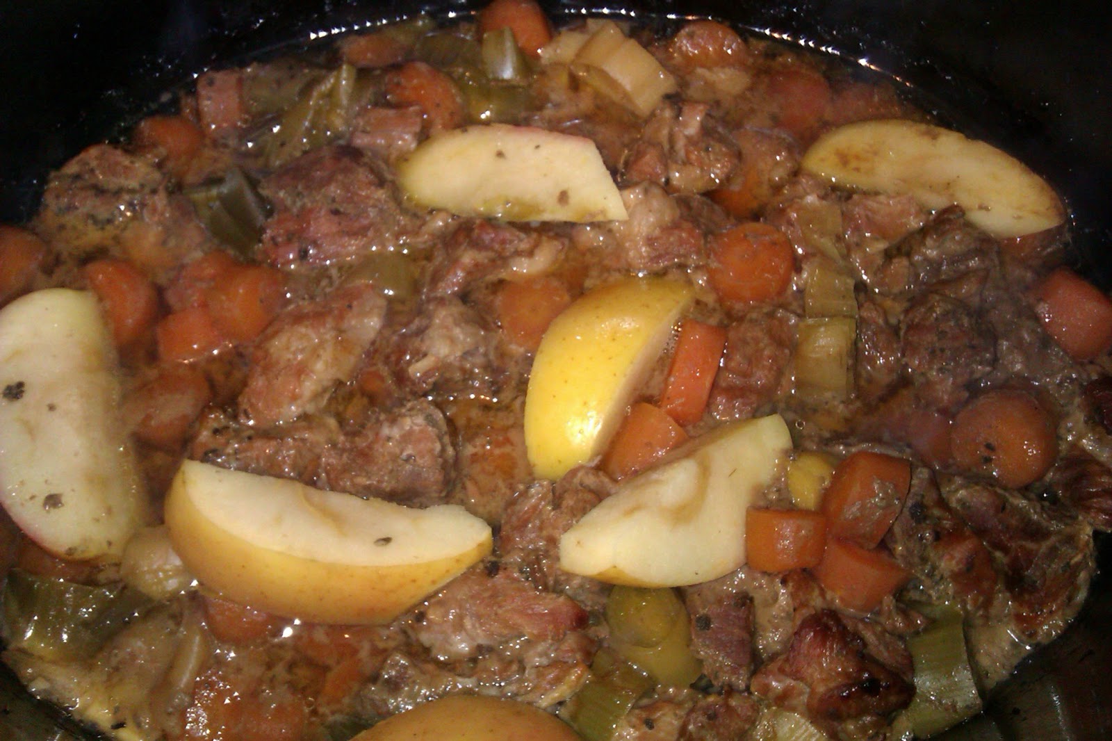 JibberJabberUK Pork, leek & apple casserole