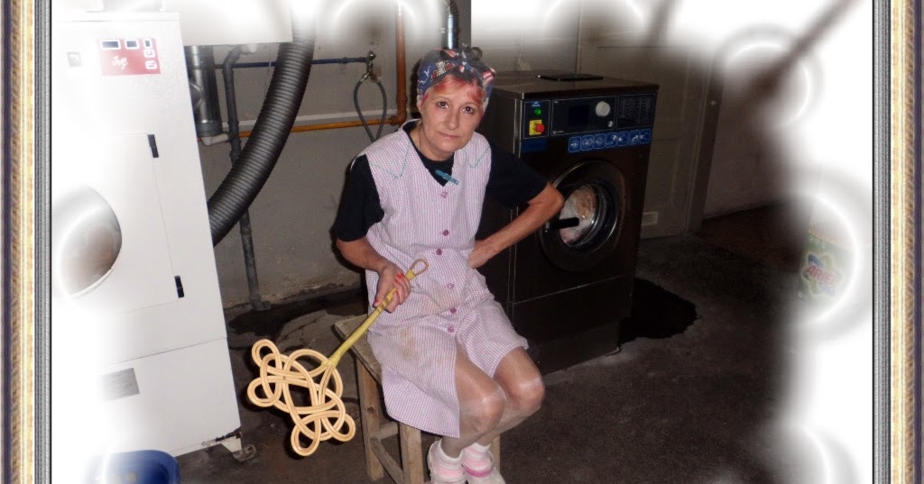 Lausboys Spankingdreams: Haue im Waschraum