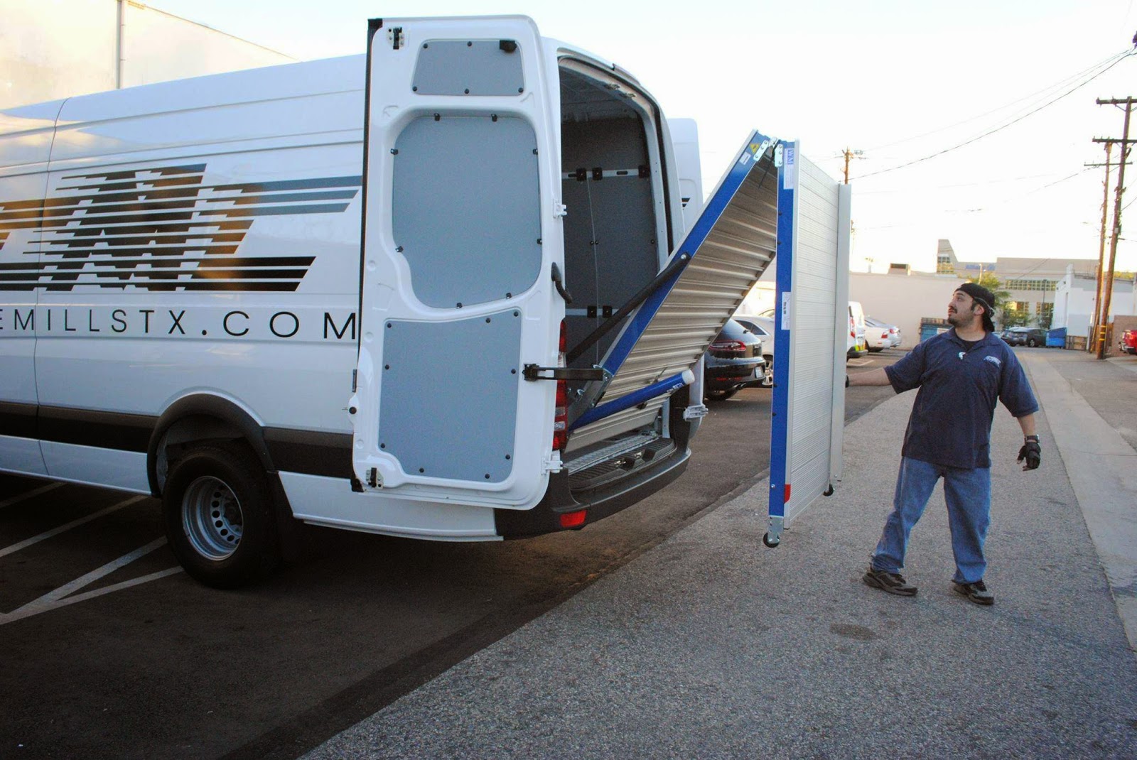 Aluminum Commercial Van Ramp Cargo Van Ramps GR3X00 Discount Ramps