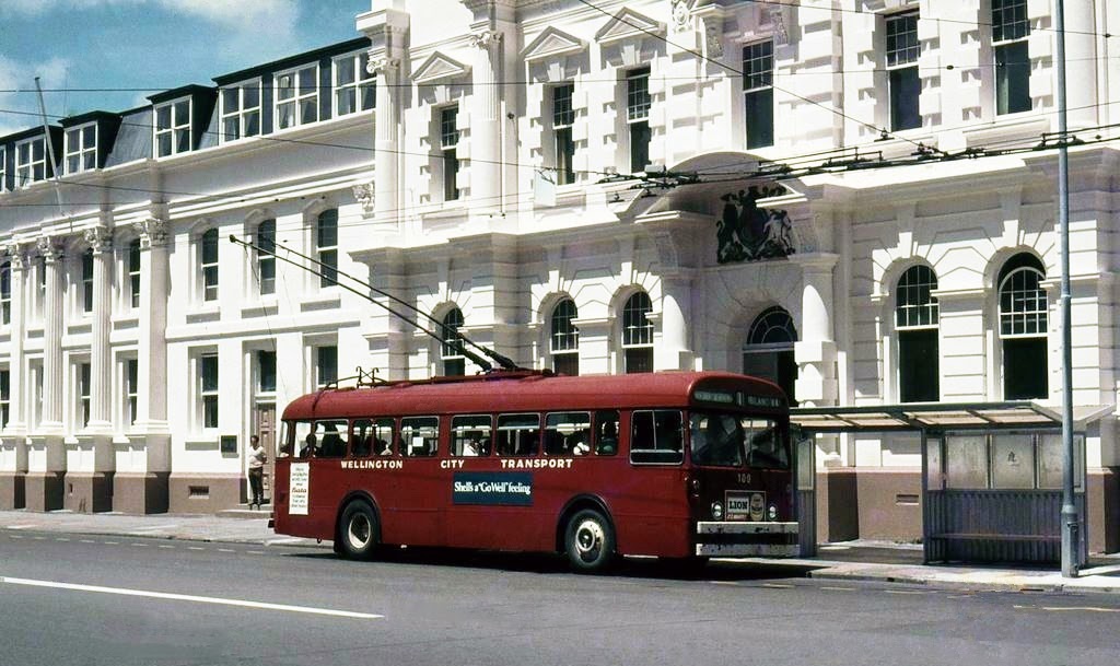 transpress nz Wellington trolley bus