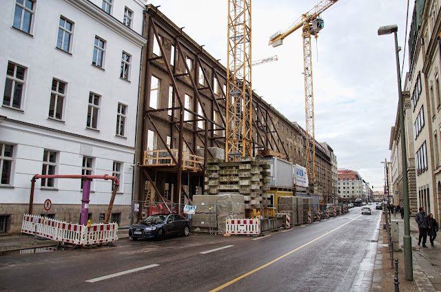 Baustelle Französische Straße, zwischen Markgrafenstraße und Oberwallstraße, 10117 Berlin, 22.12.2013