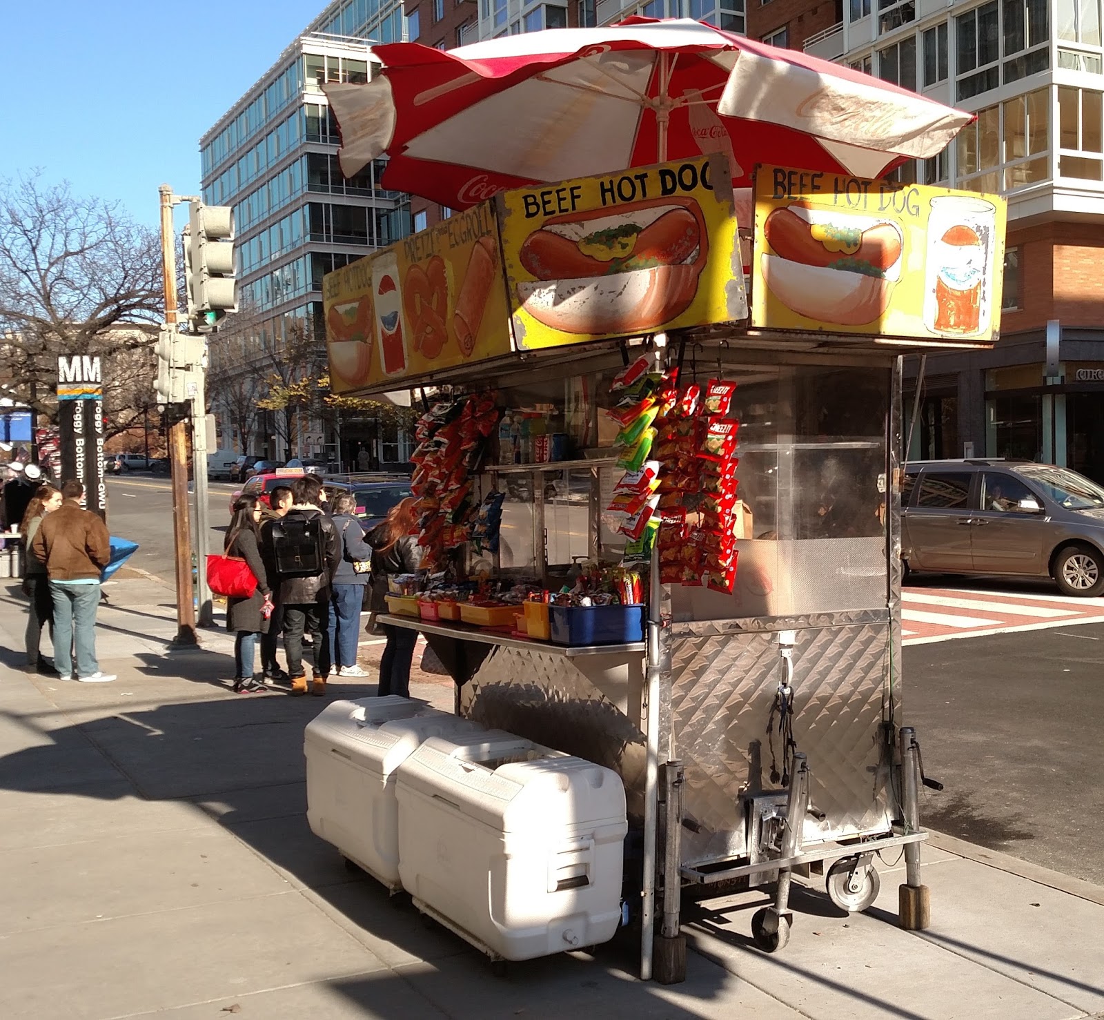 PIG OUT SPOTS Hot Dog Stand (Washington, DC)
