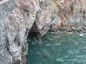 O mar e a gruta