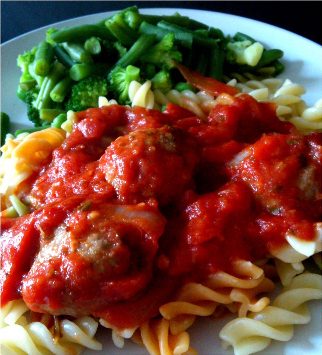 Utterly Scrummy Food For Families Quick and Easy Turkey Meatballs