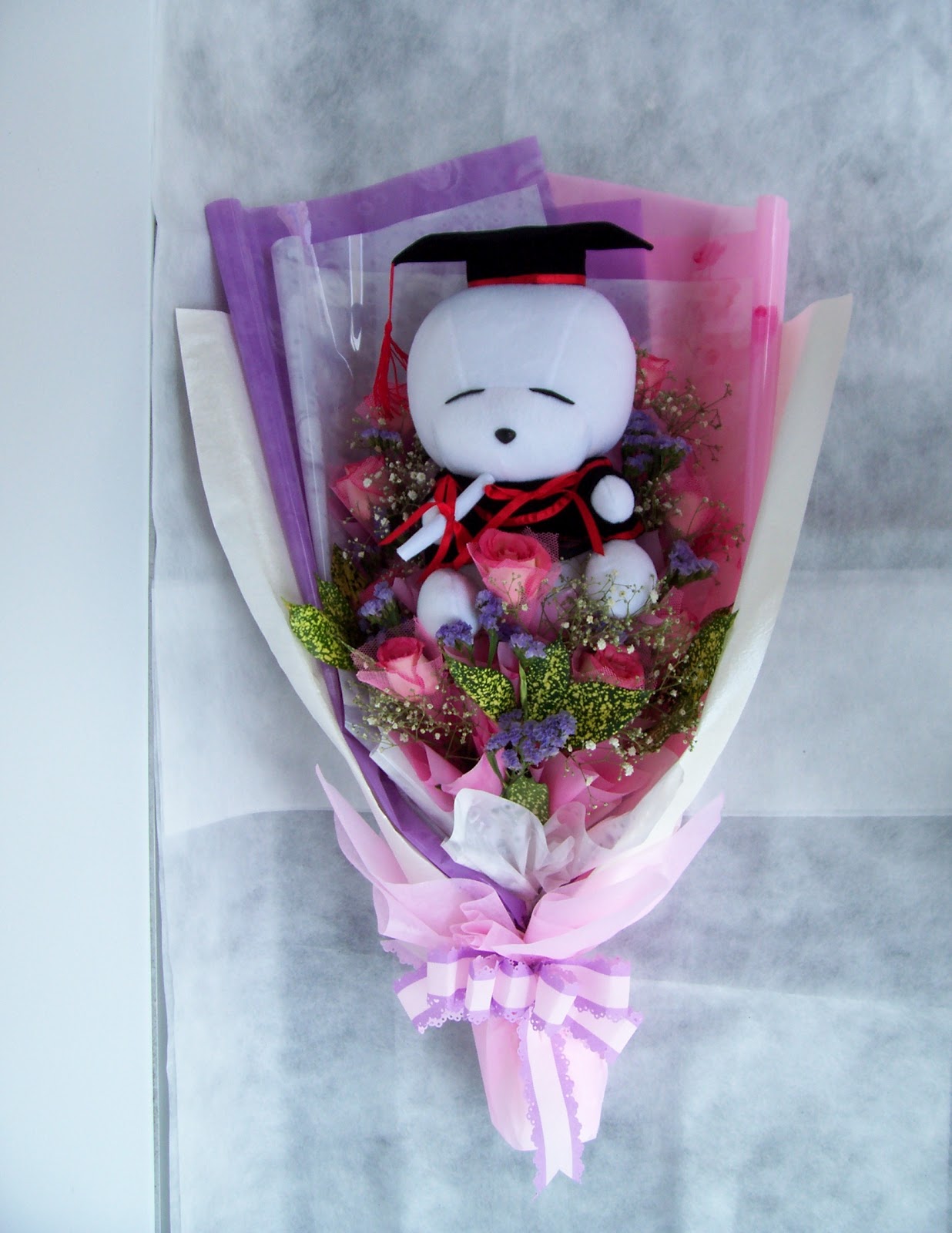 E Flower & Gift: Hand Bouquet ~~ Graduation