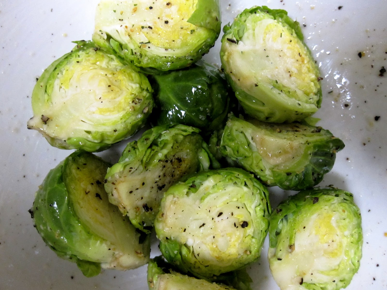 How to Cook Brussels Sprouts / Carmen Varner // Lifestyle Blogger