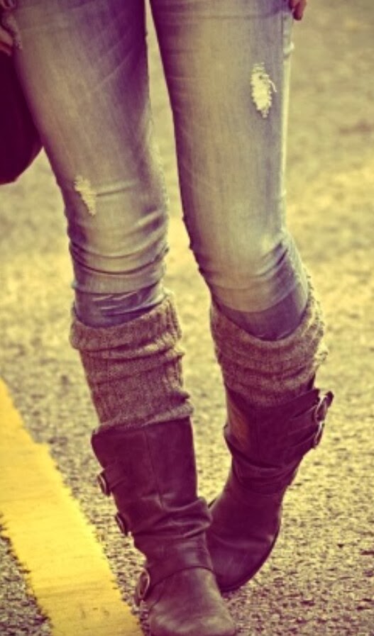 3 Tips for Wearing Socks & Boots On Campus