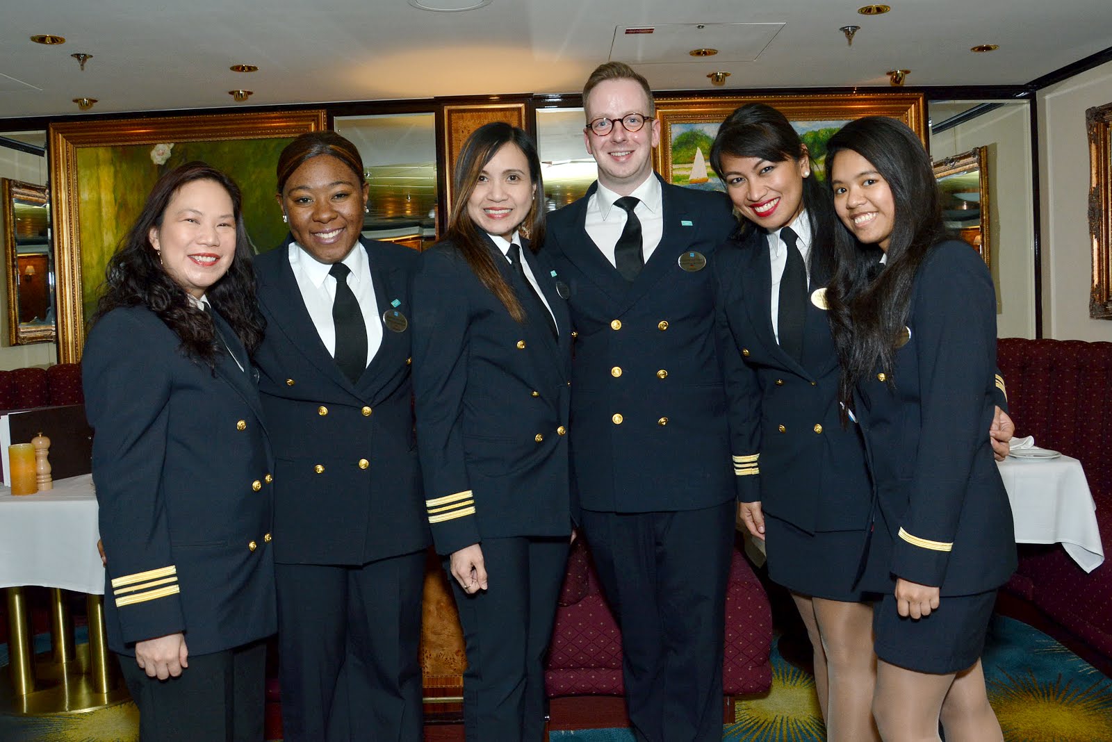 On What It’s Really Like to Work for a Cruise Ship Earth2Eartha