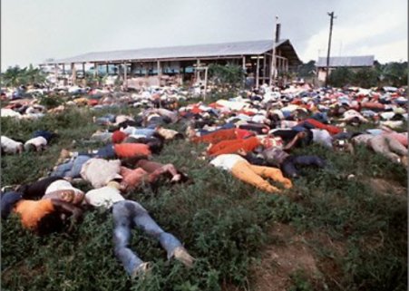 Jonestown_dead_outside_pavillion.jpg
