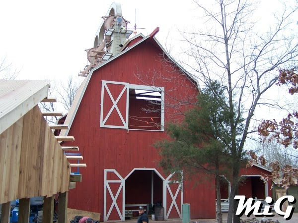 Midwestinfoguide Giant Barn Swing Construction Sdc