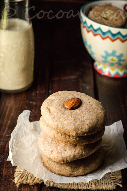Eggless Whole wheat Almond Meal Cookies