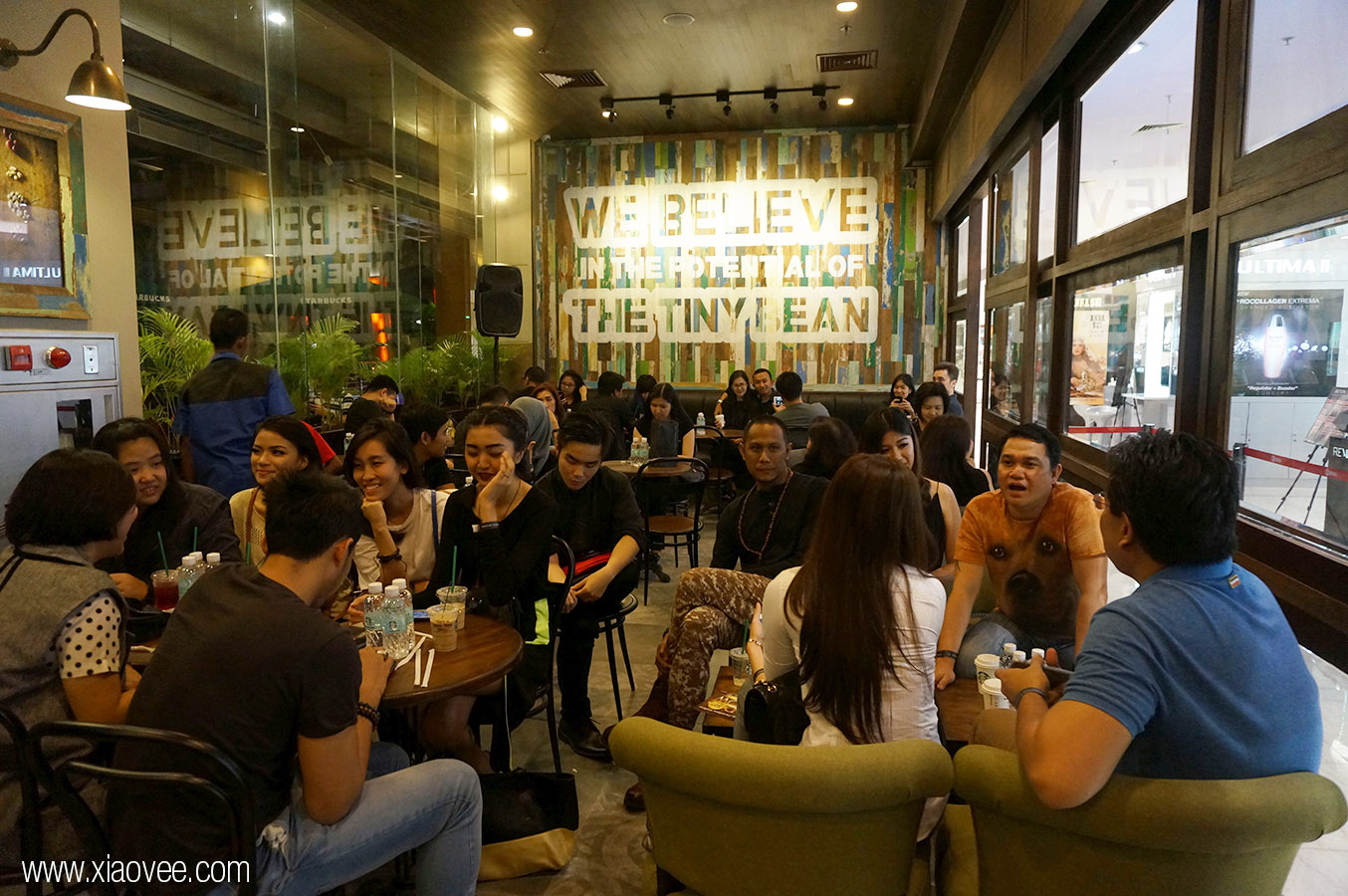 Starbucks Reserve in Surabaya, Starbucks Reserve Galaxy Mall, Starbucks Reserve GM