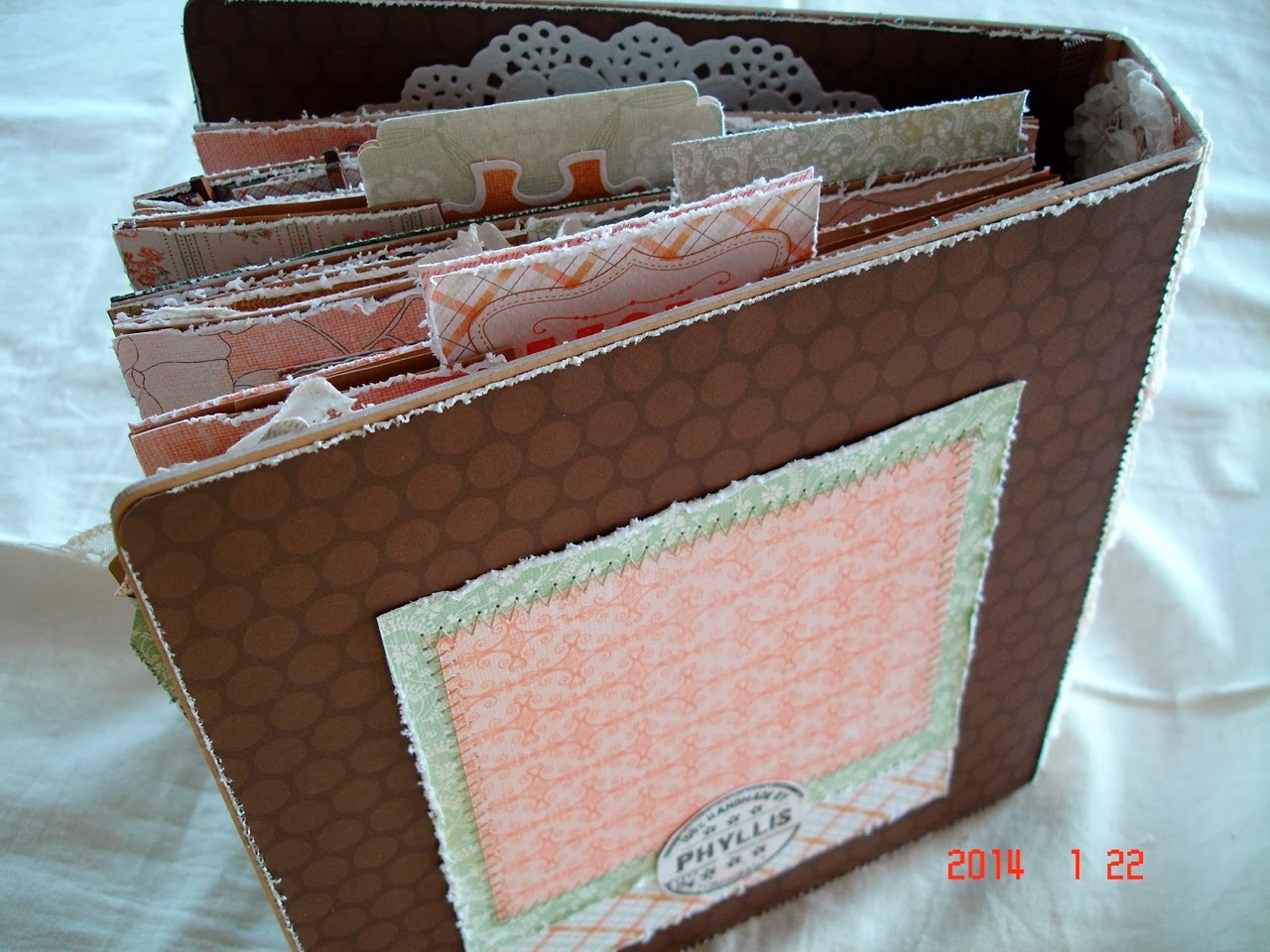 Scrapbooking by Phyllis Premade Binder Chipboard Album *Mom*