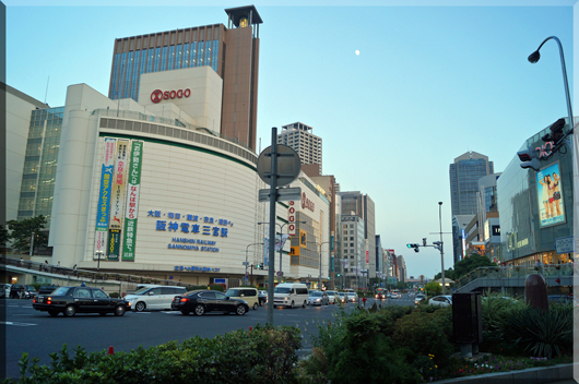 view from the front JR Sannomiya Station front　