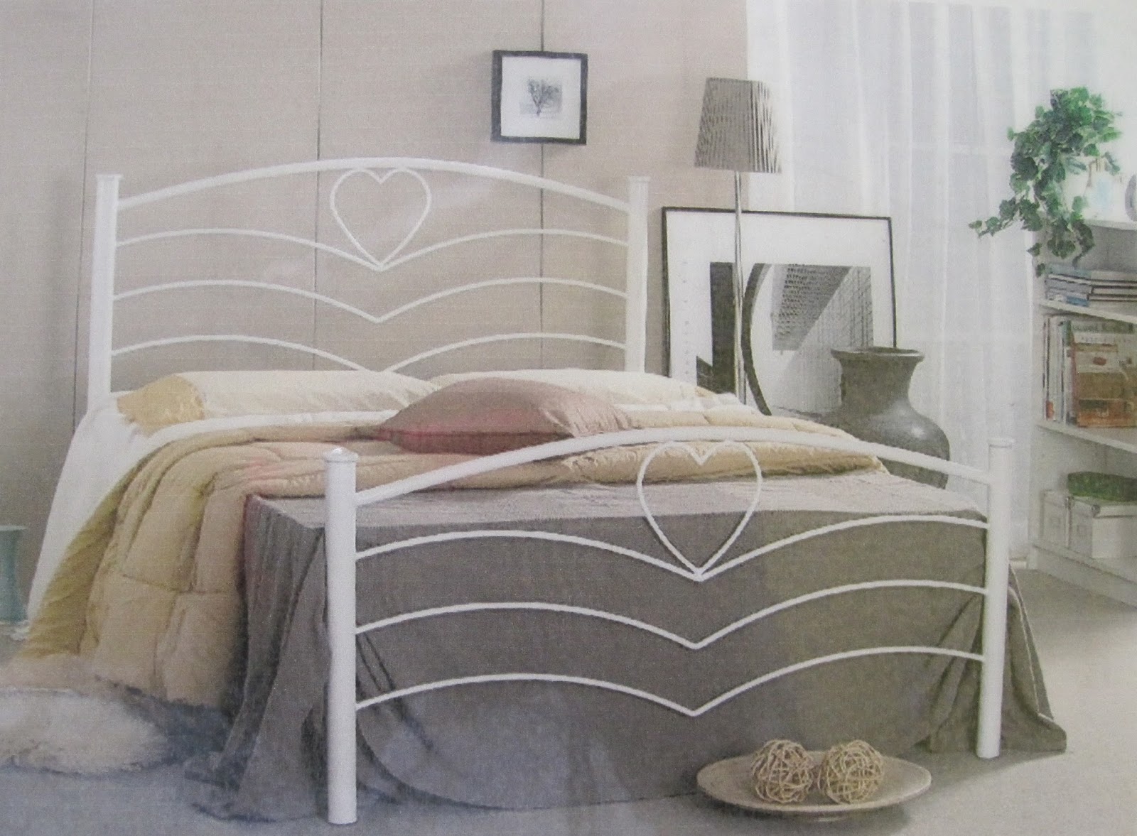 Fancy Home Decor METAL BEDS AVAILABLE BY ORDER VITANDA VYA CHUMA KWA BEI POA