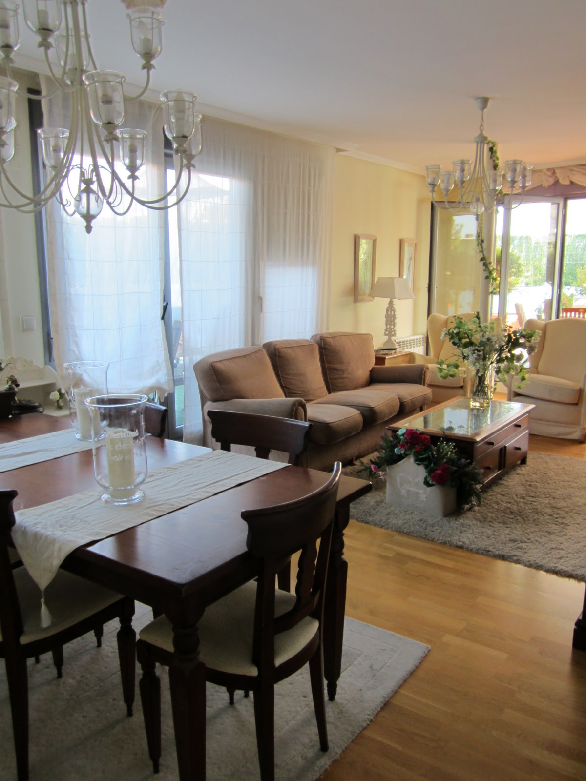 el rincón de salas: EL SALÓN DE MI CASA