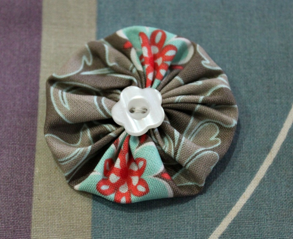 Sew Delicious Fabric Headband and YoYo Tutorial