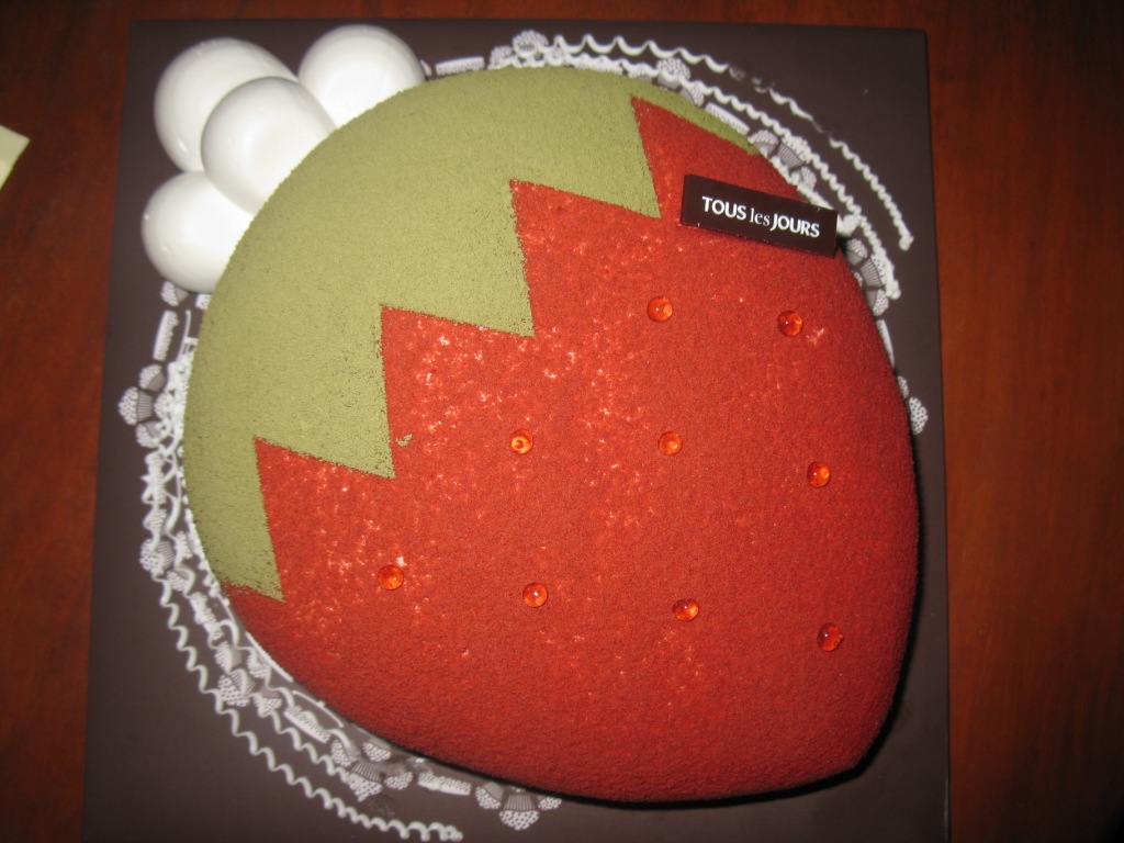 Food Trip Strawberry Cake Tous Les Jours