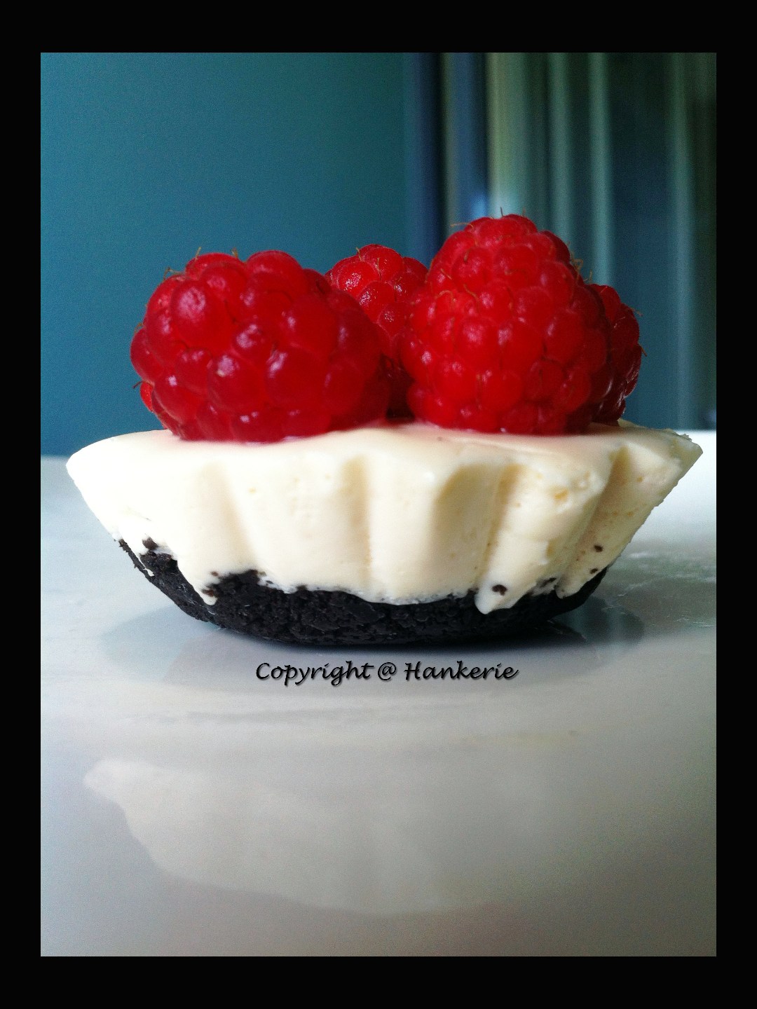 {Valentine's dessert} Bavarois cheese cake with fresh raspberries