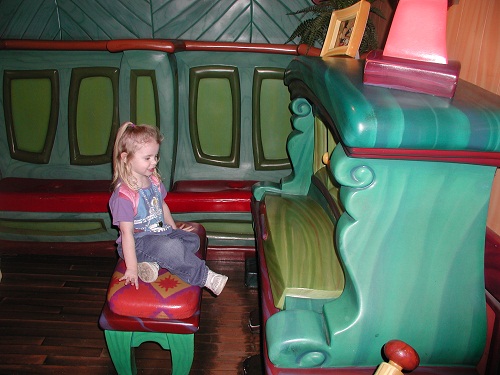 Disneyland Toontown Mickey's piano