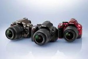 Nikon launches D5200, entry-level D-SLR camera 