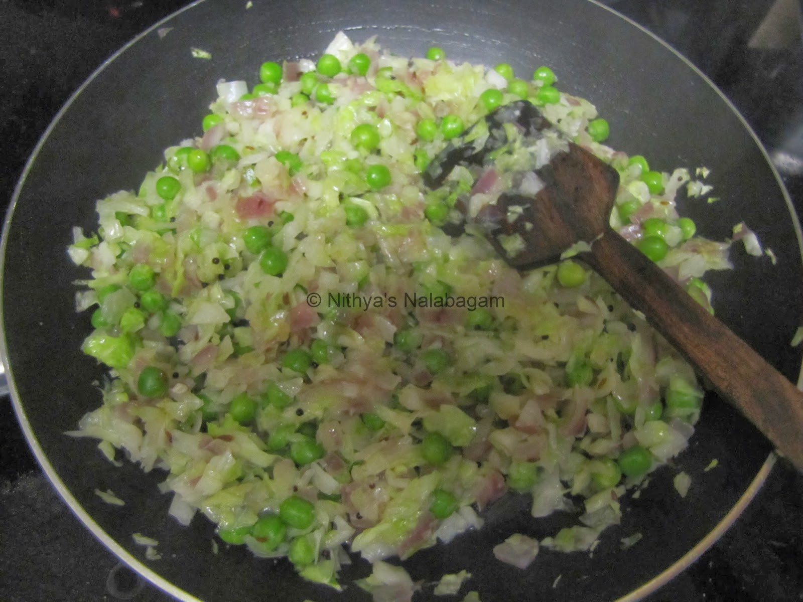 Cabbage and Green Peas Dry Curry Cabbage and Green Peas stir fry