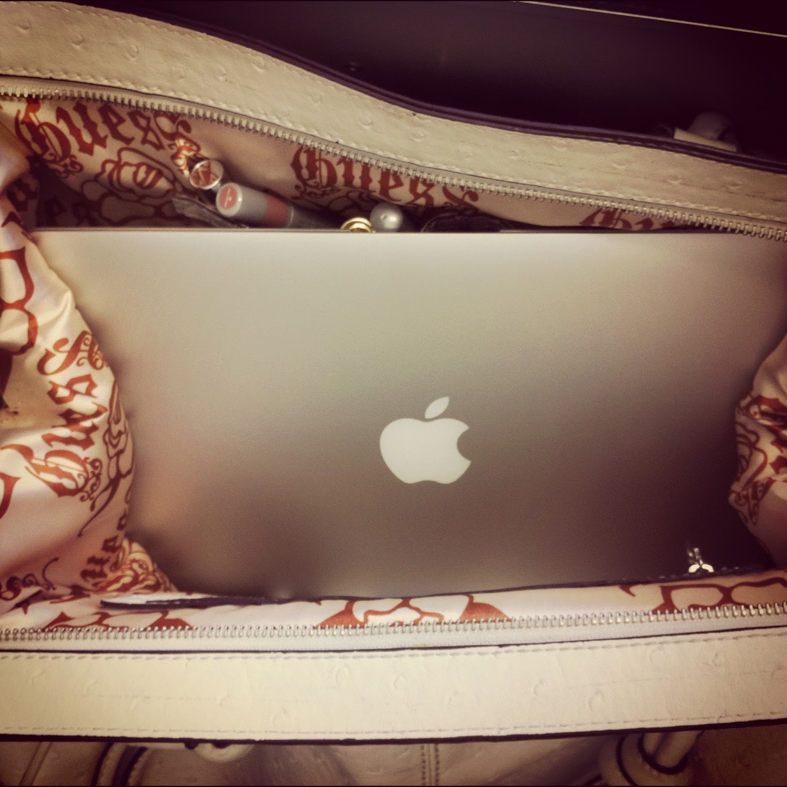 cake crumbs & beach sand My week in Instagram