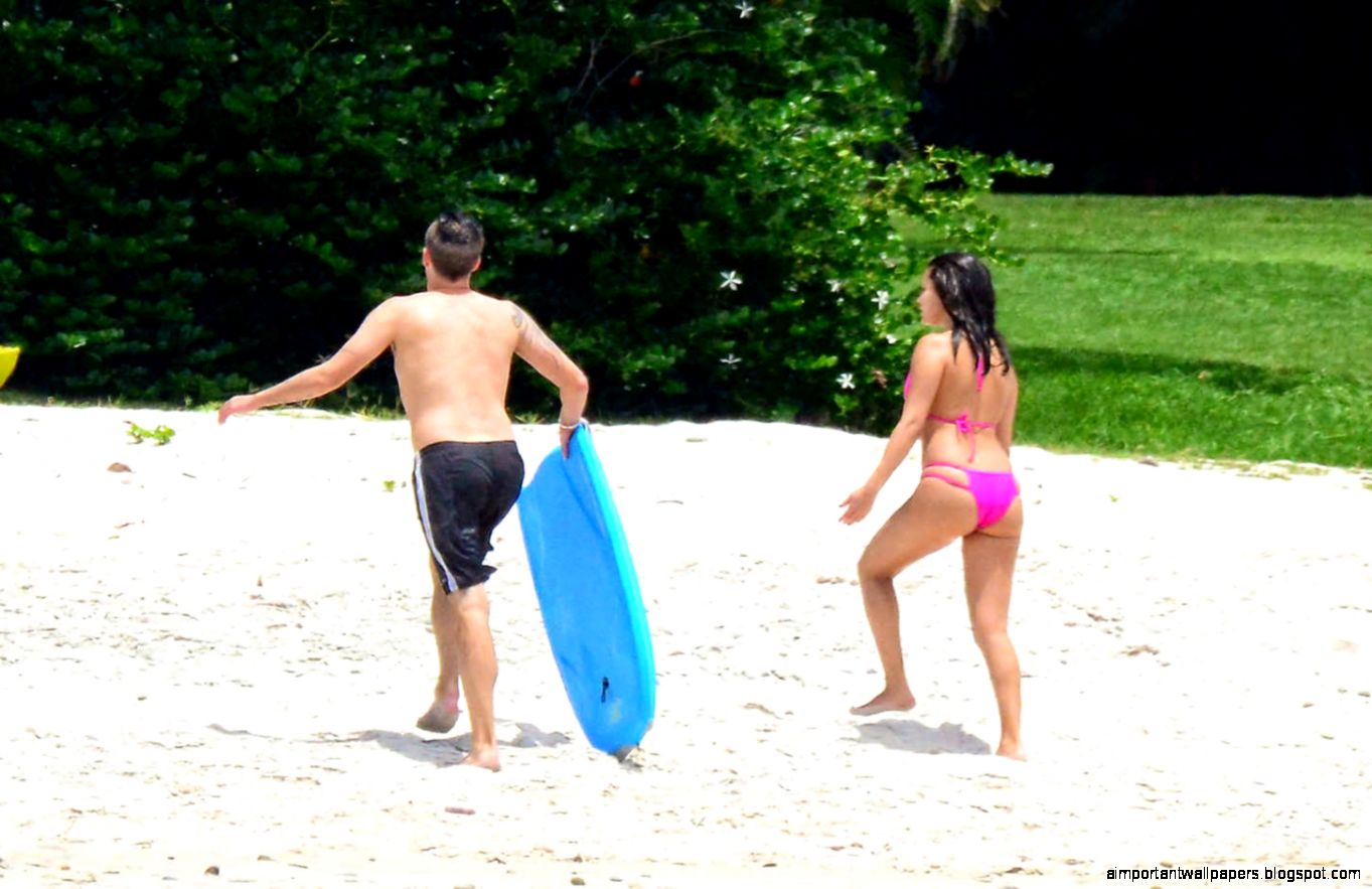 Selena Gomez Puerto Vallarta Mexico Selena Gomez Puerto Vallarta Mexico