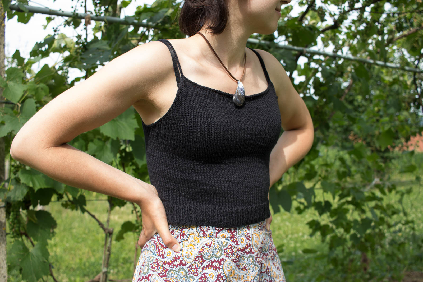 DIY Anleitung für ein einfaches gestricktes Stricktop DIY Crop Top kurzes Oberteil Bikini stricken