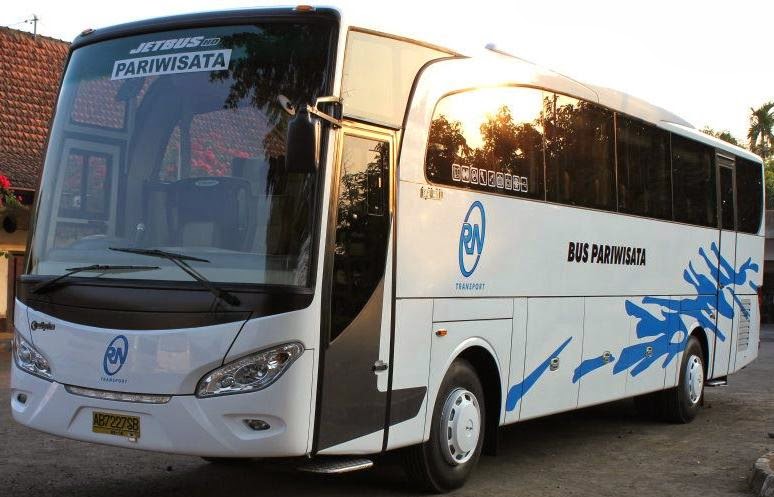 Pariwisata Jombang: Mengurai Pesona Kota Santri dengan Armada Bus yang Handal