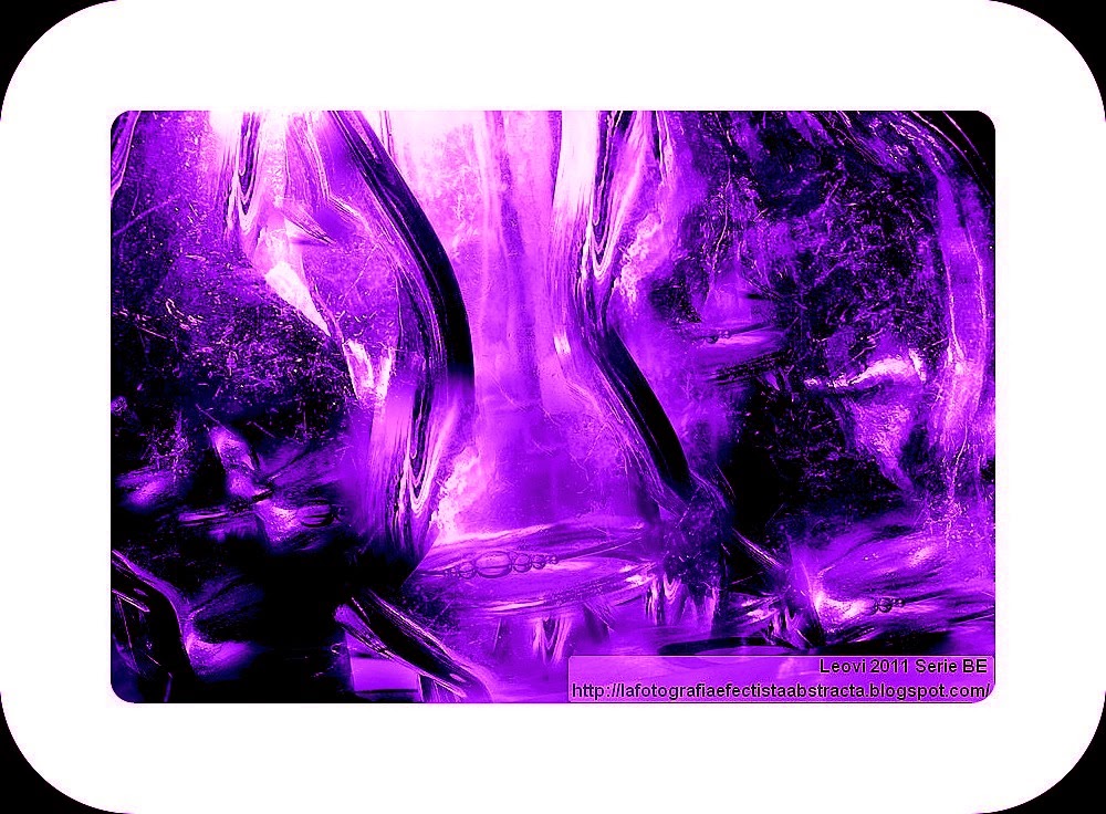 Foto Abstracta 3228 Encuentro en la primera fase - Encounter in the first phase Foto Abstracta 3228 Encuentro en la primera fase - Encounter in the first phase