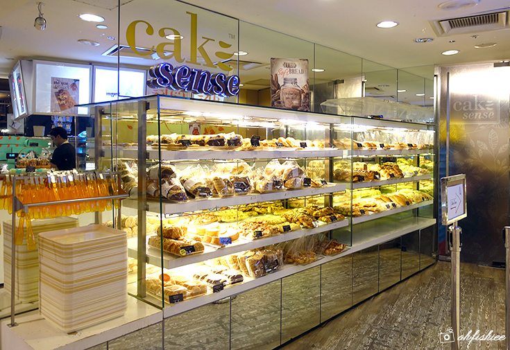 oh{FISH}iee Home Party with Bread, Cake and Pastry from Cake Sense