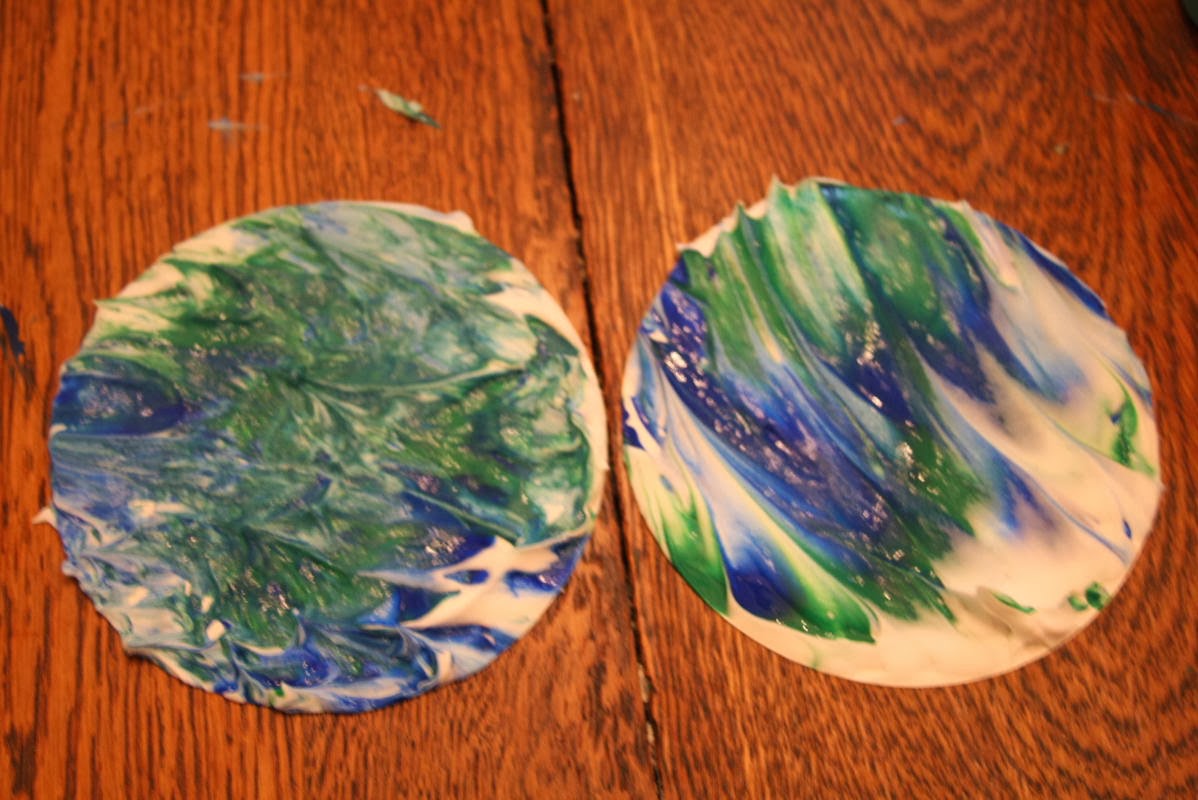 Lueker Munchkins - School & Play: Earth Art Project