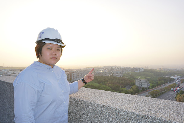 台中市議員顏莉敏指台中空汙情況嚴重,能見度不佳。 台中市議員顏莉敏指台中空汙情況嚴重,能見度不佳。