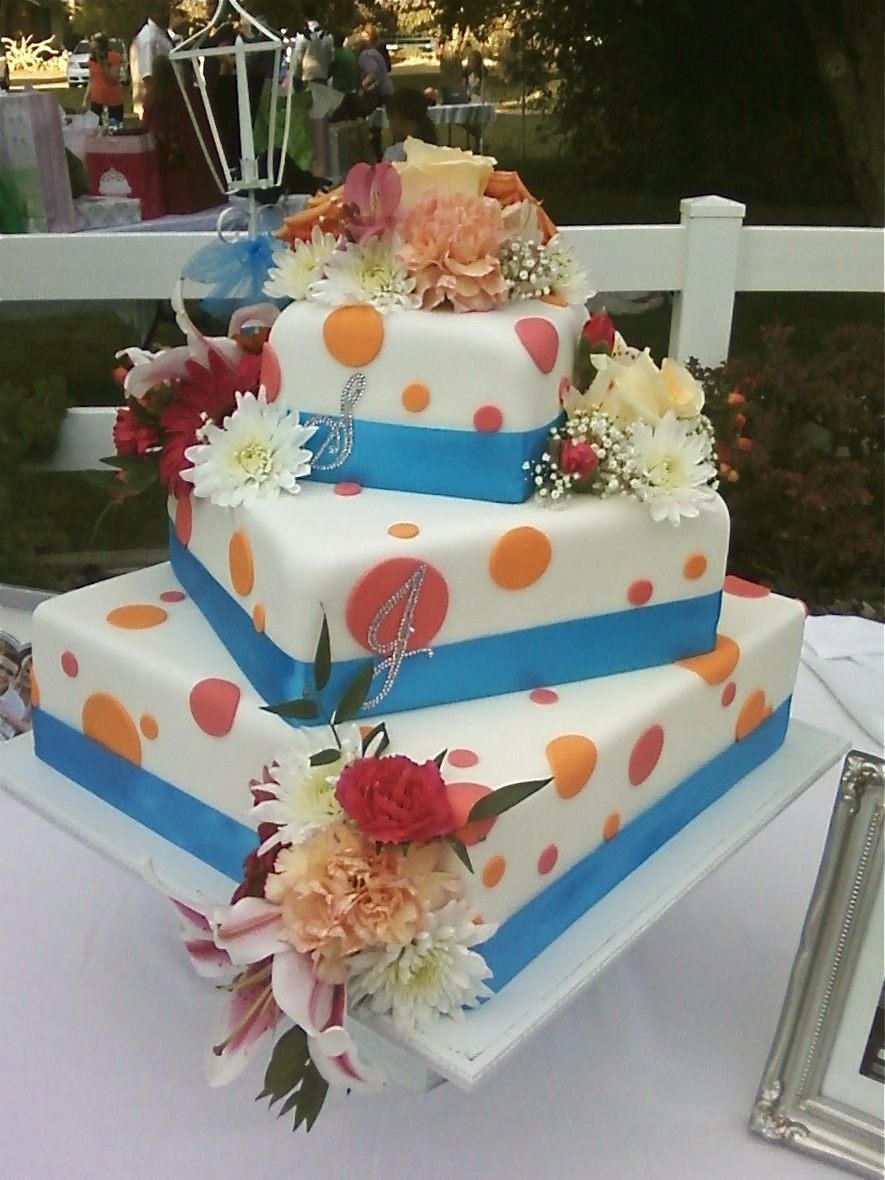 Simply Cakes, by Mandy