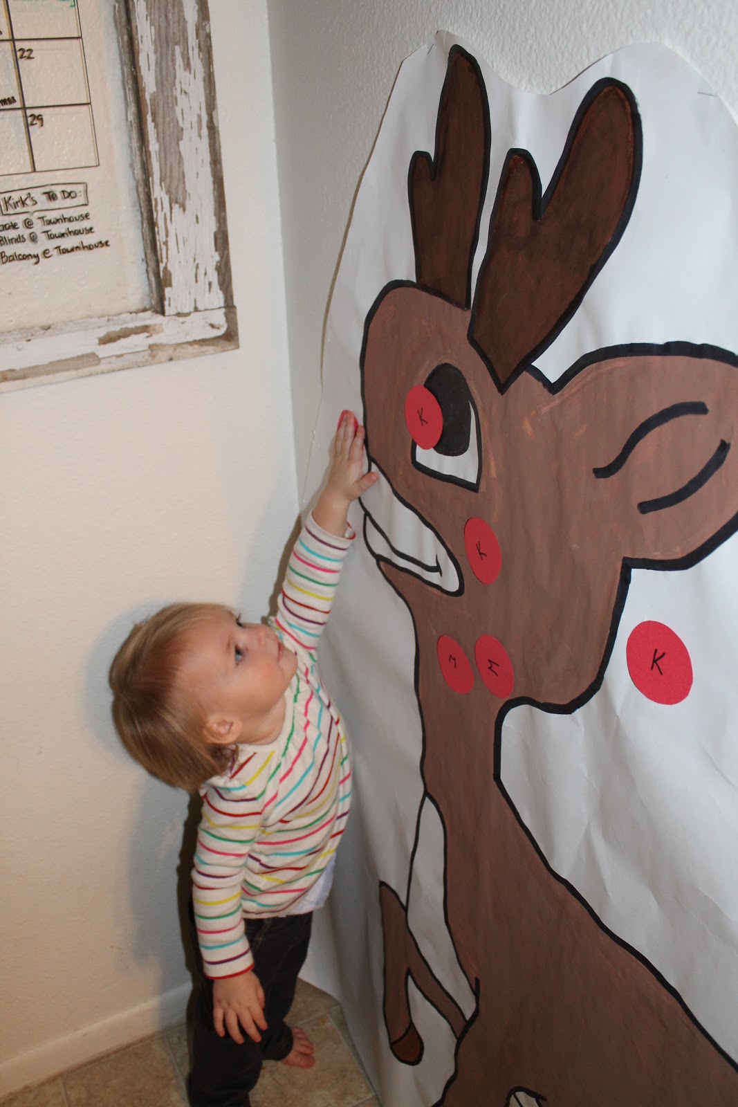 Apples 4 Bookworms Christmas Game Pin the Nose on Rudolph!