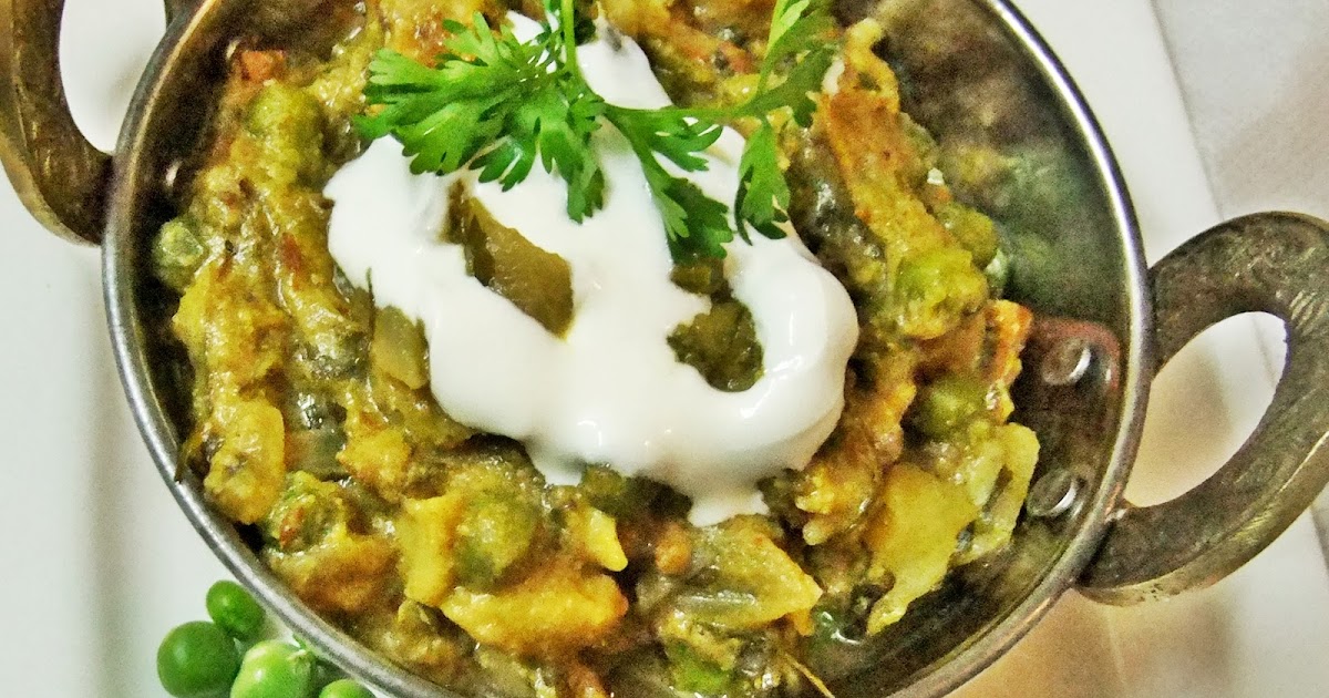 Sizzling Tastebuds Kadai Methi Matar (Jain style) Curry with