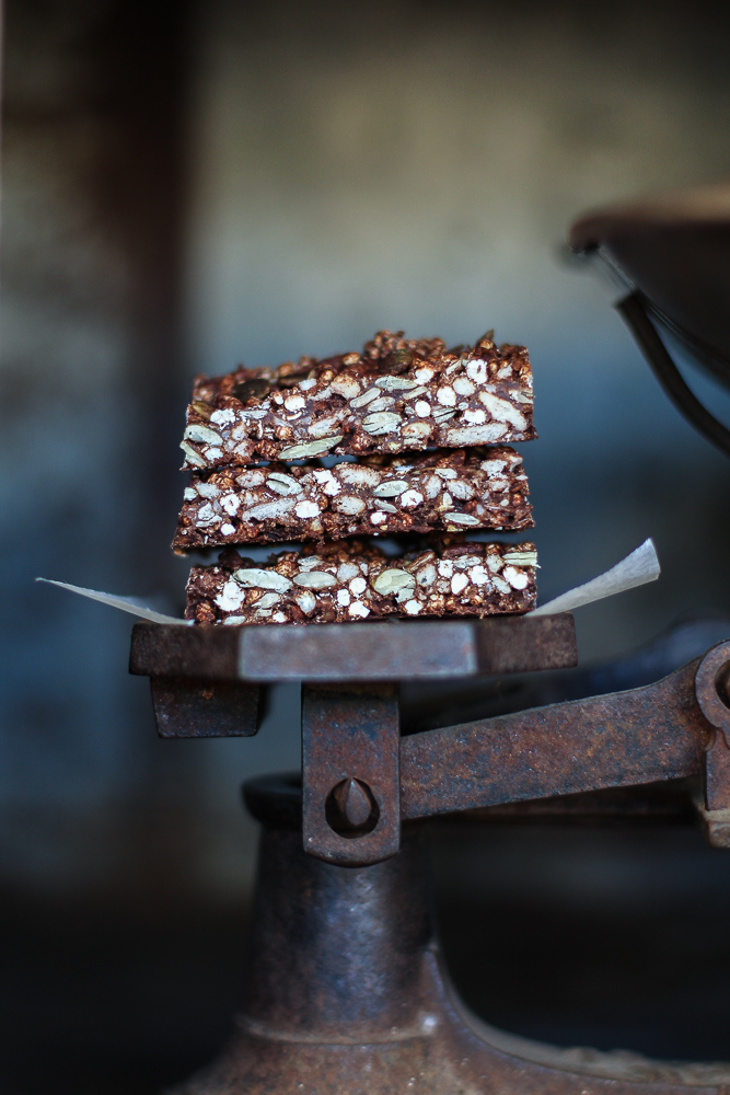 Pod full of Peas chocolate muesli slice