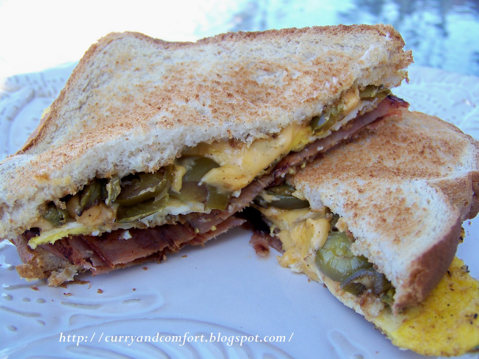 Kitchen Simmer 300 Calorie Breakfast Sandwich