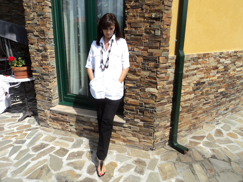 Sola ante el Espejo: mayo 2012