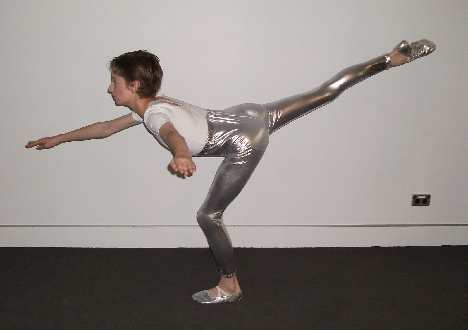 Ballet Boy New Zealand "Cold" New Neoclassical Dance