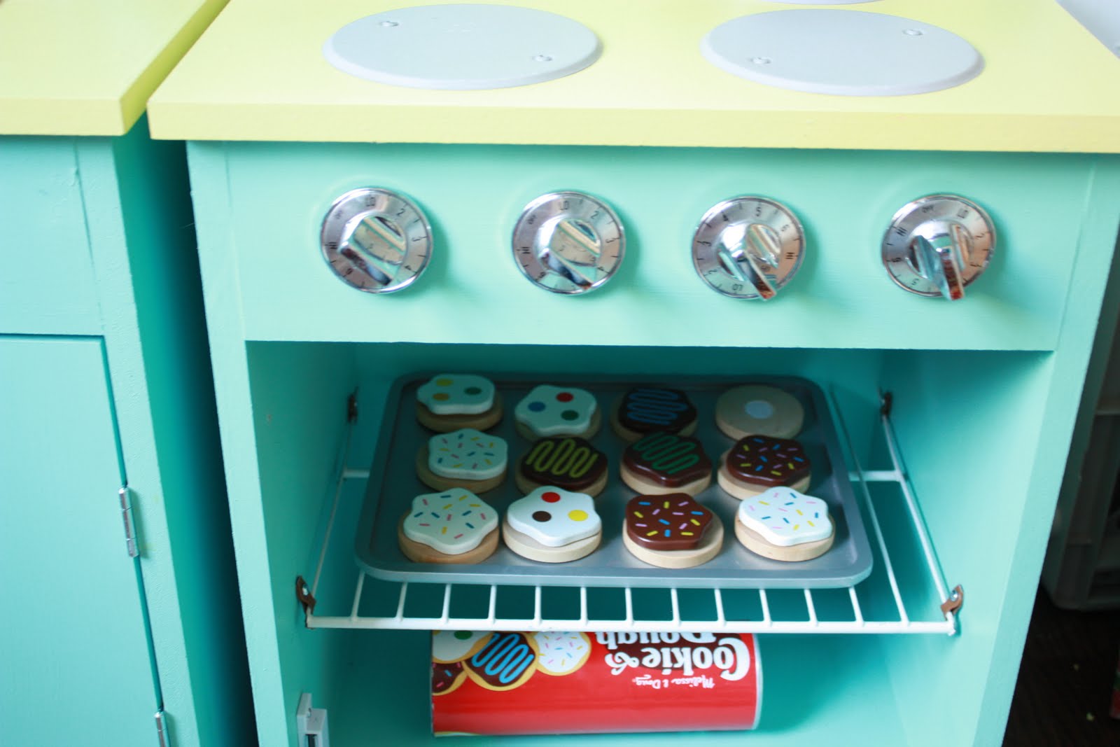 ROOK Holly's play kitchen