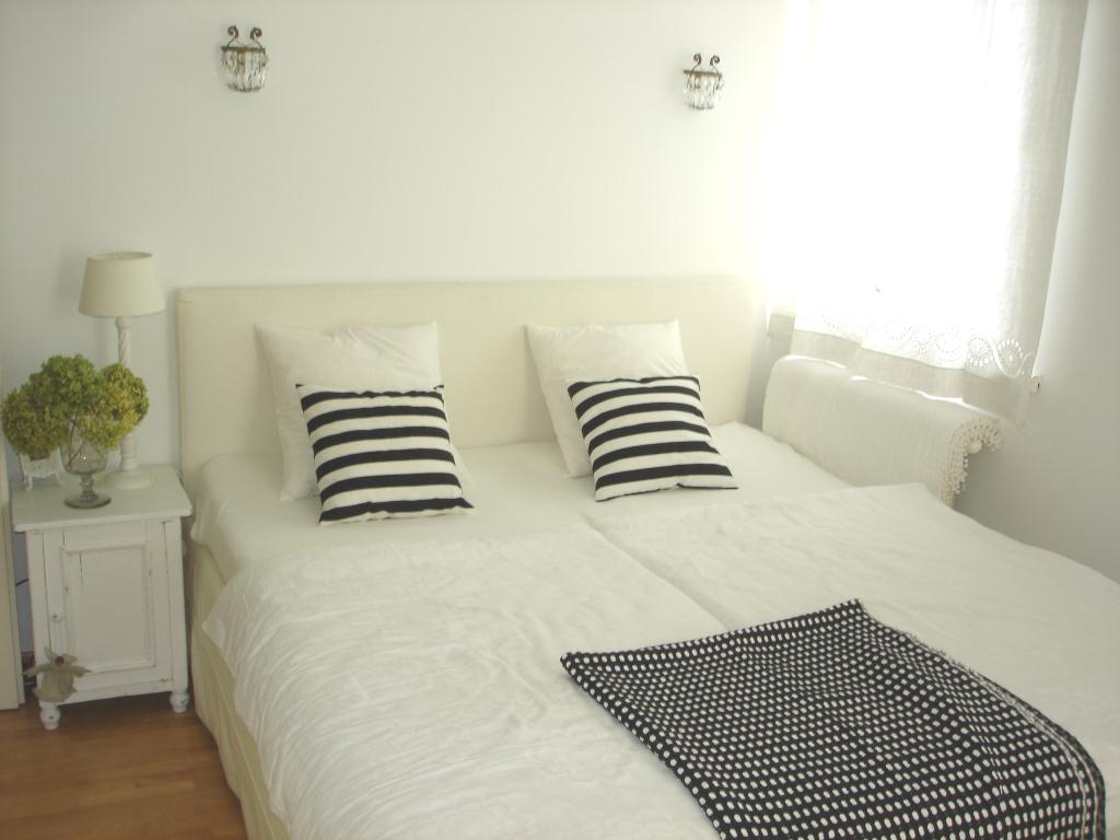 wiener.shabby.maedel: EIN KLEINER FORTSCHRITT. mein neues Schlafzimmer